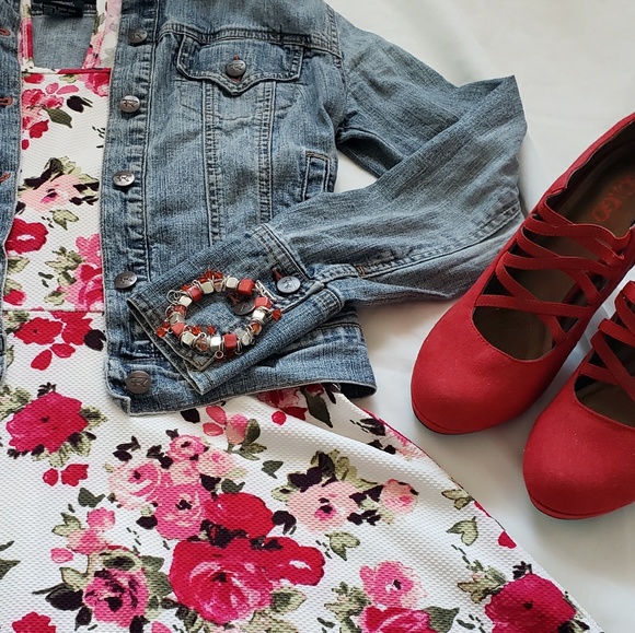 Silver Charm Bracelet. One of a Kind - Picture 6 of 6